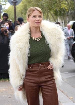 Mélanie Thierry aux arrivals du défilé Rabanne Collection Femme Prêt à Porter Printemps Eté 2026 lors de la Fashion Week de Paris PFW , à lUNESCO, à Paris, France, le 2 octobre 2025 Denis Guignebourg Bestimage Arrivals Rabanne fashion show as part of Spring Summer 2026 Paris Fashion Week on October 02, 2025 in Paris, France Paris France  Copyright: xDenisxGuignebourgx xBestimagexDenisxGuignebourgx xBestimagex