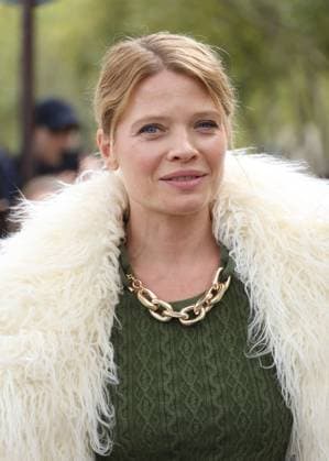 Mélanie Thierry aux arrivals du défilé Rabanne Collection Femme Prêt à Porter Printemps Eté 2026 lors de la Fashion Week de Paris PFW , à lUNESCO, à Paris, France, le 2 octobre 2025 Denis Guignebourg Bestimage Arrivals Rabanne fashion show as part of Spring Summer 2026 Paris Fashion Week on October 02, 2025 in Paris, France Paris France  Copyright: xDenisxGuignebourgx xBestimagexDenisxGuignebourgx xBestimagex