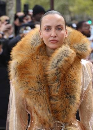 Carla Ginola aux arrivées du défilé Rabanne Collection Femme Prêt à Porter Printemps Eté 2026 lors de la Fashion Week de Paris PFW , à lUNESCO, à Paris, France, le 2 octobre 2025 Denis Guignebourg Bestimage Arrivals Rabanne fashion show as part of Spring Summer 2026 Paris Fashion Week on October 02, 2025 in Paris, France Paris France  Copyright: xDenisxGuignebourgx xBestimagexDenisxGuignebourgx xBestimagex