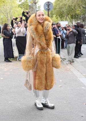 Carla Ginola aux arrivées du défilé Rabanne Collection Femme Prêt à Porter Printemps Eté 2026 lors de la Fashion Week de Paris PFW , à lUNESCO, à Paris, France, le 2 octobre 2025 Denis Guignebourg Bestimage Arrivals Rabanne fashion show as part of Spring Summer 2026 Paris Fashion Week on October 02, 2025 in Paris, France Paris France  Copyright: xDenisxGuignebourgx xBestimagexDenisxGuignebourgx xBestimagex