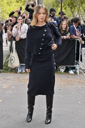 PFW Rabanne Outside Arrivals Diana Rouxel arriving at Rabanne show during Paris Fashion Week in Paris, France on October 2, 2025. Photo by Julien Reynaud APS-Medias ABACAPRESS.COM Paris France  Copyright: xReynaudxJulien APS-Medias ABACAx