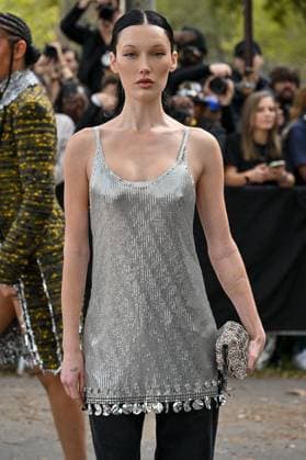 PFW Rabanne Outside Arrivals Meredith Duxbury arriving at Rabanne show during Paris Fashion Week in Paris, France on October 2, 2025. Photo by Julien Reynaud APS-Medias ABACAPRESS.COM Paris France  Copyright: xReynaudxJulien APS-Medias ABACAx