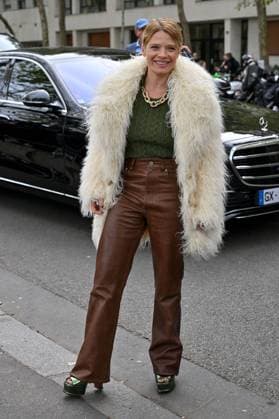 PFW Rabanne Outside Arrivals Melanie Thierry arriving at Rabanne show during Paris Fashion Week in Paris, France on October 2, 2025. Photo by Julien Reynaud APS-Medias ABACAPRESS.COM Paris France  Copyright: xReynaudxJulien APS-Medias ABACAx