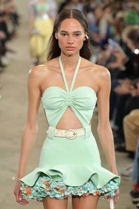 PFW - Rabanne Runway A model walks the runway during the Rabanne Womenswear Spring Summer 2026 show as part of Paris Fashion Week on October 02, 2025 in Paris, France. Photo by Alain-Gil Gonzalez ABACAPRESS.COM Paris France  Copyright: xGonzalezxAlain-Gil ABACAx