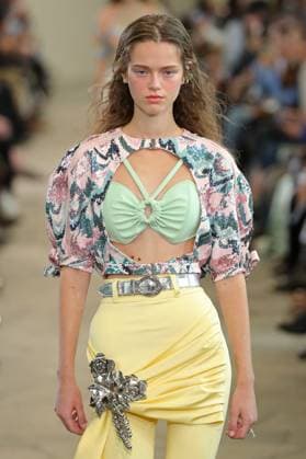 PFW - Rabanne Runway A model walks the runway during the Rabanne Womenswear Spring Summer 2026 show as part of Paris Fashion Week on October 02, 2025 in Paris, France. Photo by Alain-Gil Gonzalez ABACAPRESS.COM Paris France  Copyright: xGonzalezxAlain-Gil ABACAx