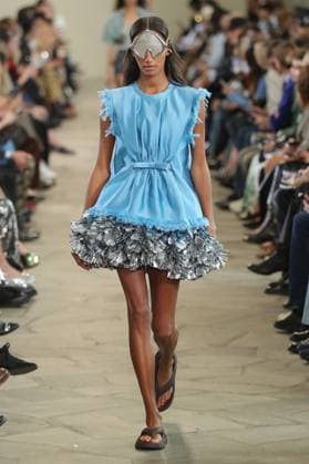 PFW - Rabanne Runway A model walks the runway during the Rabanne Womenswear Spring Summer 2026 show as part of Paris Fashion Week on October 02, 2025 in Paris, France. Photo by Alain-Gil Gonzalez ABACAPRESS.COM Paris France  Copyright: xGonzalezxAlain-Gil ABACAx