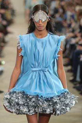 PFW - Rabanne Runway A model walks the runway during the Rabanne Womenswear Spring Summer 2026 show as part of Paris Fashion Week on October 02, 2025 in Paris, France. Photo by Alain-Gil Gonzalez ABACAPRESS.COM Paris France  Copyright: xGonzalezxAlain-Gil ABACAx