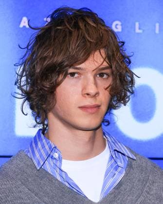 Meteors Premiere - Paris Actor Paul Kircher attends the photocall for the premiere of Meteors held at the UGC Les Halles in Paris, France on October 2, 2025. Photo by David Boyer ABACAPRESS.COM Paris France  Copyright: xBoyerxDavid ABACAx