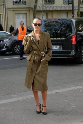 PFW - Paco Rabanne Outside Arrivals at Paco Rabanne show during the Womenswear Spring Summer 2026 as part of Paris Fashion Week on October 2, 2025 in Paris, France. Photo by Robin Psaila ABACAPRESS.COM Paris France  Copyright: xPsailaxRobin ABACAx