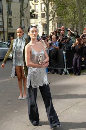 PFW - Paco Rabanne Outside Arrivals Meredith Duxbury at Paco Rabanne show during the Womenswear Spring Summer 2026 as part of Paris Fashion Week on October 2, 2025 in Paris, France. Photo by Robin Psaila ABACAPRESS.COM Paris France  Copyright: xPsailaxRobin ABACAx