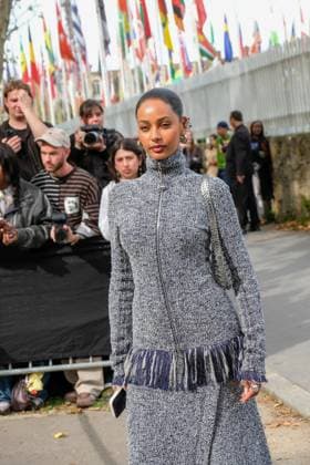 PFW - Paco Rabanne Outside Arrivals Jamilla Strand is seen wearing grey fringed jacket, fringed midi skirt, black boots and a Rabanne silver bag at Paco Rabanne show during the Womenswear Spring Summer 2026 as part of Paris Fashion Week on October 2, 2025 in Paris, France. Photo by Robin Psaila ABACAPRESS.COM Paris France  Copyright: xPsailaxRobin ABACAx