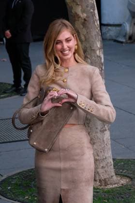 PFW - Chiara Ferragni Arrives At Schiaparelli Show Chiara Ferragni arrives at the Schiaparelli Womenswear Spring Summer 2026 show as part of Paris Fashion Week on October 2, 2025 at Centre Pompidou in Paris, France. Photo by Robin Psaila ABACAPRESS.COM Paris France  Copyright: xPsailaxRobin ABACAx