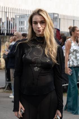 PFW - Rabanne Womenswear Spring-Summer - Arrivals NB Adele Castillon arriving at the Rabanne Womenswear Spring-Summer 2026 show as part of Paris Fashion Week on October 02, 2025 in Paris, France. Photo by Nasser Berzane ABACAPRESS.COM Paris France  Copyright: xBerzanexNasser ABACAx