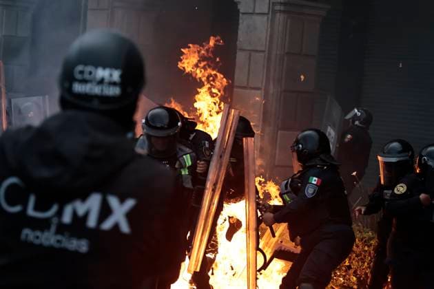October 2, 2025, Mexico, Cdmx, Mexico: The year 1968 was marked by an unforgettable event: the Plaza de las Tres in Tlatelolco witnessed a student rally protesting disagreements with the government over the organization of the Olympics in Mexico. During the protest, flares of light were seen in the sky, alerting the military and police of the time to begin the Student Massacre. Today, 57 years after this event, thousands of students, groups of disappeared persons, and members of the 68 student movement gathered in the Plaza de las Tres Culturas to march toward Mexico City s Zocalo and commemorate the tragic anniversary of the Tlatelolco Massacre, demanding justice for all those victims who peacefully demonstrated and were killed for their - ZUMAp204 20251002_zip_p204_106 Copyright: xJosuexPerezx