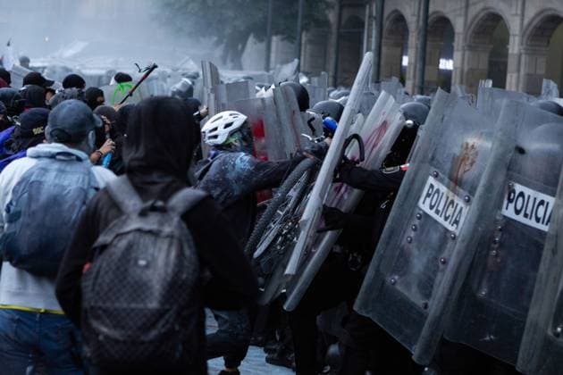 October 2, 2025, Mexico City, Mexico: Fifty-seven years after the massacre of students in Plaza Tlatelolco, survivors, students, and civil society at large marched toward Mexico City s ZoÂ³calo. The event included demonstrations in solidarity with the Palestinian people and clashes between police and some protesters. Mexico City Mexico - ZUMAl178 20251002_znp_l178_051 Copyright: xCristianxLeyvax