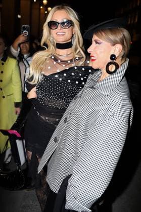 Paris Hilton and Helene in Paris leaving the Isabel Marant Collection Femme Prêt à Porter Printemps Eté 2026 fashion show during Paris Fashion Week PFW on October 2, 2025 Yoann Ouahcene Bestimage Celebs at Isabel Marant Spring Summer 2026 Ready to Wear Womens Collection fashion show during Paris Fashion Week PFW on October 2, 2025 Paris France  Copyright: xYoannxOuahcenex xBestimagexYoannxOuahcenex xBestimagex