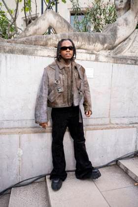 Gunna at Rick Owens Women Ready to Wear Spring Summer 2026 Collection fashion show, during Paris Fashion Week on october 2nd 2025 Perusseau Da Silva Bestimage Celebrities at Rick Owens Women Ready to Wear Spring Summer 2026 Collection fashion show, during Paris Fashion Week on october 2nd 2025 Paris France  Copyright: xTizianoxDaxSilvax-xPierrexPerusseaux xBestimagexTizianoxDaxSilvax-xPierrexPerusseaux xBestimagex