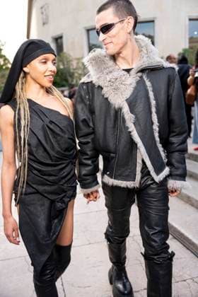 FKA Twigs and her partner at Rick Owens Women Ready to Wear Spring Summer 2026 Collection fashion show, during Paris Fashion Week on october 2nd 2025 Perusseau Da Silva Bestimage Celebrities at Rick Owens Women Ready to Wear Spring Summer 2026 Collection fashion show, during Paris Fashion Week on october 2nd 2025 Paris France  Copyright: xTizianoxDaxSilvax-xPierrexPerusseaux xBestimagexTizianoxDaxSilvax-xPierrexPerusseaux xBestimagex
