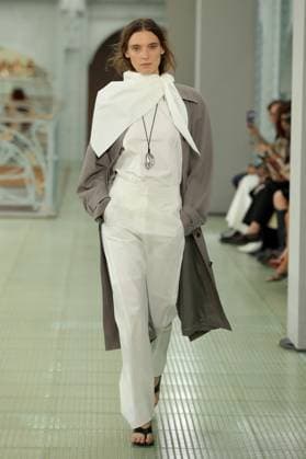 PFW - Times Runway A model walks the runway during the Times Womenswear Spring Summer 2026 show as part of Paris Fashion Week on October 02, 2025 in Paris, France. Photo by Alain-Gil Gonzalez ABACAPRESS.COM Paris France  Copyright: xGonzalezxAlain-Gil ABACAx