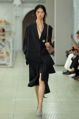 PFW - Times Runway A model walks the runway during the Times Womenswear Spring Summer 2026 show as part of Paris Fashion Week on October 02, 2025 in Paris, France. Photo by Alain-Gil Gonzalez ABACAPRESS.COM Paris France  Copyright: xGonzalezxAlain-Gil ABACAx