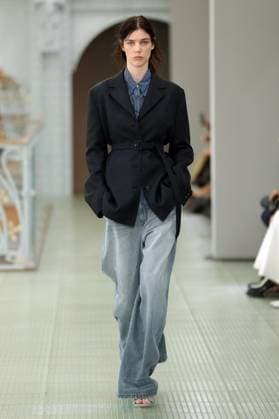 PFW - Times Runway A model walks the runway during the Times Womenswear Spring Summer 2026 show as part of Paris Fashion Week on October 02, 2025 in Paris, France. Photo by Alain-Gil Gonzalez ABACAPRESS.COM Paris France  Copyright: xGonzalezxAlain-Gil ABACAx