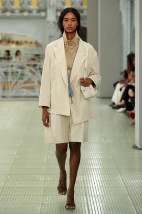 PFW - Times Runway A model walks the runway during the Times Womenswear Spring Summer 2026 show as part of Paris Fashion Week on October 02, 2025 in Paris, France. Photo by Alain-Gil Gonzalez ABACAPRESS.COM Paris France  Copyright: xGonzalezxAlain-Gil ABACAx