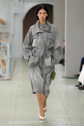 PFW - Times Runway A model walks the runway during the Times Womenswear Spring Summer 2026 show as part of Paris Fashion Week on October 02, 2025 in Paris, France. Photo by Alain-Gil Gonzalez ABACAPRESS.COM Paris France  Copyright: xGonzalezxAlain-Gil ABACAx