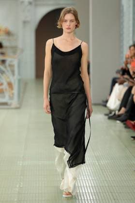 PFW - Times Runway A model walks the runway during the Times Womenswear Spring Summer 2026 show as part of Paris Fashion Week on October 02, 2025 in Paris, France. Photo by Alain-Gil Gonzalez ABACAPRESS.COM Paris France  Copyright: xGonzalezxAlain-Gil ABACAx