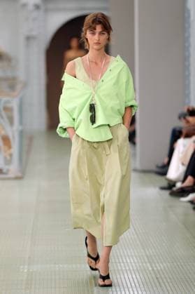 PFW - Times Runway A model walks the runway during the Times Womenswear Spring Summer 2026 show as part of Paris Fashion Week on October 02, 2025 in Paris, France. Photo by Alain-Gil Gonzalez ABACAPRESS.COM Paris France  Copyright: xGonzalezxAlain-Gil ABACAx