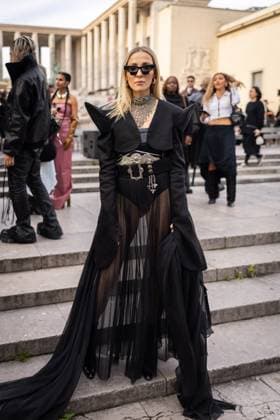 Guest at Rick Owens Women Ready to Wear Spring Summer 2026 Collection fashion show, during Paris Fashion Week on october 2nd 2025 Julien Sarkissian Bestimage Celebrities at Rick Owens Women Ready to Wear Spring Summer 2026 Collection fashion show, during Paris Fashion Week on october 2nd 2025 Paris France  Copyright: xJulienxSarkissianx xBestimagexJulienxSarkissianx xBestimagex