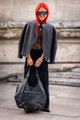 Guest at Rick Owens Women Ready to Wear Spring Summer 2026 Collection fashion show, during Paris Fashion Week on october 2nd 2025 Julien Sarkissian Bestimage Celebrities at Rick Owens Women Ready to Wear Spring Summer 2026 Collection fashion show, during Paris Fashion Week on october 2nd 2025 Paris France  Copyright: xJulienxSarkissianx xBestimagexJulienxSarkissianx xBestimagex