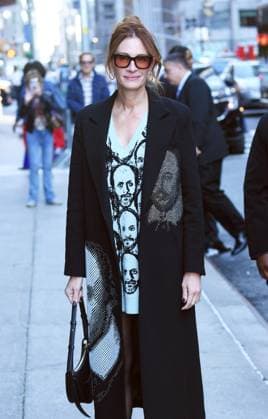 Julia Roberts in NYC Julia Roberts visits The Late Show with Stephen Colbert in New York City, United States Featuring: Julia Roberts Where: NYC, New York, United States When: 02 Oct 2025 Credit: Patricia Schlein WENN NYC New York United States Copyright: xPatriciaxSchlein WENNx wenn40689808 PS3x wenn40689808