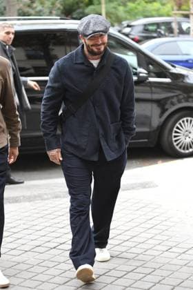 David Beckham returns to La Réserve Hotel during Paris Fashion Week on October 2, 2025 David Beckham returns to La Réserve Hotel during Paris Fashion Week on October 2, 2025 Paris France  Copyright: xAgence BestimagexAgence Bestimagex