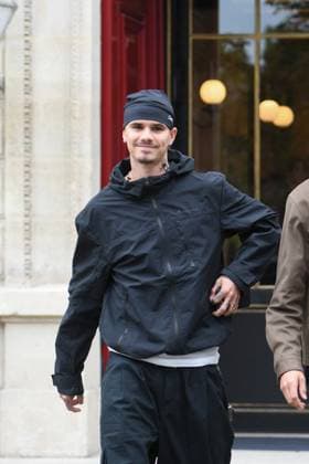 PFW - Romeo Beckham Leaves His Hotel Romeo Beckham leaves his hotel in Paris, France on October 3, 2025, during Paris Fashion Week. Photo by Florian Poitout ABACAPRESS.COM Paris France  Copyright: xPoitoutxFlorian ABACAx
