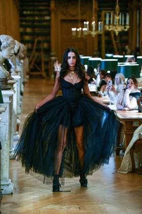 PFW - Wild Rose & Sparrow A model poses on the runway during Wild Rose & Sparrow SS26 PFW Runway Show, Nuit Au Ballet as part of Paris Fashion Week on October 2, 2025 in Paris, France. Photo by Shootpix ABACAPRESS.COM Paris France  Copyright: xShootpix ABACAx