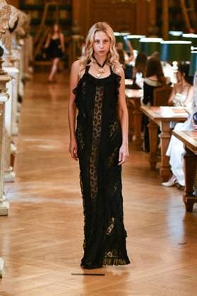 PFW - Wild Rose & Sparrow A model poses on the runway during Wild Rose & Sparrow SS26 PFW Runway Show, Nuit Au Ballet as part of Paris Fashion Week on October 2, 2025 in Paris, France. Photo by Shootpix ABACAPRESS.COM Paris France  Copyright: xShootpix ABACAx
