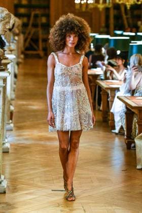 PFW - Wild Rose & Sparrow A model poses on the runway during Wild Rose & Sparrow SS26 PFW Runway Show, Nuit Au Ballet as part of Paris Fashion Week on October 2, 2025 in Paris, France. Photo by Shootpix ABACAPRESS.COM Paris France  Copyright: xShootpix ABACAx