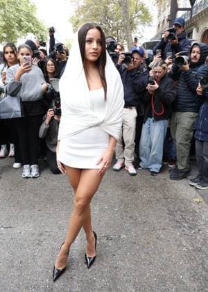 Emilia Mernes at the arrivals of the Giambattista Valli Womens Ready to Wear Spring Summer 2026 Paris Fashion Week PFW show, at Giambattista Valli, in Paris, France, October 03, 2025 Denis Guignebourg Bestimage Arrivals Giambattista Valli fashion show as part of Spring Summer 2026 Paris Fashion Week on October 03, 2025 in Paris, France Paris France  Copyright: xDenisxGuignebourgx xBestimagexDenisxGuignebourgx xBestimagex