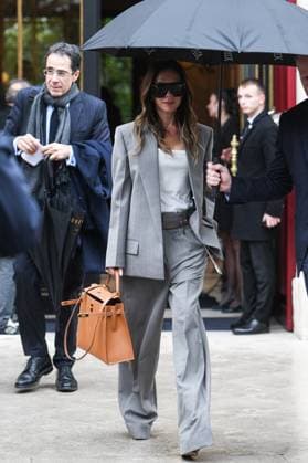 PFW - Victoria Beckham Leaving La Reserve Hotel Victoria Beckham is spotted leaving La Reserve hotel during the Summer Spring Paris Fashion Week in Paris, France on October 3, 2025. Photo by Florian Poitout ABACAPRESS.COM Paris France  Copyright: xPoitoutxFlorian ABACAx