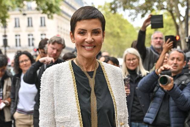 PFW Giambattista Valli Outside Arrivals Cristina Cordula arriving at Giambattista Valli show during Paris Fashion Week in Paris, France on October 3, 2025. Photo by Julien Reynaud APS-Medias ABACAPRESS.COM Paris France  Copyright: xReynaudxJulien APS-Medias ABACAx