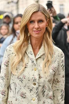 PFW Giambattista Valli Outside Arrivals Nicky Hilton arriving at Giambattista Valli show during Paris Fashion Week in Paris, France on October 3, 2025. Photo by Julien Reynaud APS-Medias ABACAPRESS.COM Paris France  Copyright: xReynaudxJulien APS-Medias ABACAx