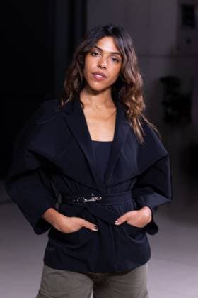 Zita Hanrot au Front Row du défilé Vaillant Collection Femme Prêt à Porter Printemps Eté 2026 lors de la Fashion Week de Paris PFW , à lOpera Bastille de Paris, France, le 3 octobre 2025 Julien Sarkissian Bestimage Front Row Vaillant fashion show as part of Spring Summer 2026 Paris Fashion Week on October 03, 2025 in Paris, France Paris France  Copyright: xJulienxSarkissianx xBestimagexJulienxSarkissianx xBestimagex
