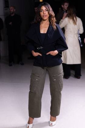 Zita Hanrot au Front Row du défilé Vaillant Collection Femme Prêt à Porter Printemps Eté 2026 lors de la Fashion Week de Paris PFW , à lOpera Bastille de Paris, France, le 3 octobre 2025 Julien Sarkissian Bestimage Front Row Vaillant fashion show as part of Spring Summer 2026 Paris Fashion Week on October 03, 2025 in Paris, France Paris France  Copyright: xJulienxSarkissianx xBestimagexJulienxSarkissianx xBestimagex