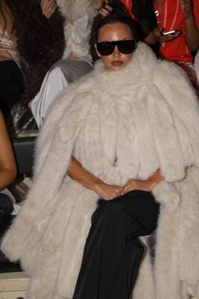 Carla Ginola au Front Row du défilé Vaillant Collection Femme Prêt à Porter Printemps Eté 2026 lors de la Fashion Week de Paris PFW , à lOpera Bastille de Paris, France, le 3 octobre 2025 Julien Sarkissian Bestimage Front Row Vaillant fashion show as part of Spring Summer 2026 Paris Fashion Week on October 03, 2025 in Paris, France Paris France  Copyright: xJulienxSarkissianx xBestimagexJulienxSarkissianx xBestimagex