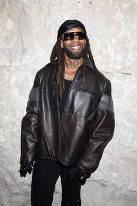 Ty Dolla Sign aux arrivals du défilé VETEMENTS Collection Femme Prêt à Porter Printemps Eté 2026 lors de la Fashion Week de Paris PFW , au 22 Avenue des Champs Élysées à Paris, France, le 3 octobre 2025 Jeremy Melloul Bestimage Arrivals VETEMENTS fashion show as part of Spring Summer 2026 Paris Fashion Week on October 03, 2025 in Paris, France Paris France  Copyright: xJeremyxMelloulx xBestimagexJeremyxMelloulx xBestimagex