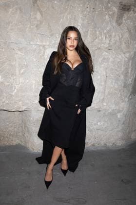 Emilia Mernes at the arrivals of the VETEMENTS fashion show Prêt à Porter Womens Collection Spring Summer 2026 during the Paris Fashion Week PFW , at 22 Avenue des Champs Élysées in Paris, France, on October 03, 2025 Jeremy Melloul Bestimage Arrivals VETEMENTS fashion show as part of Spring Summer 2026 Paris Fashion Week on October 03, 2025 in Paris, France Paris France  Copyright: xJeremyxMelloulx xBestimagexJeremyxMelloulx xBestimagex