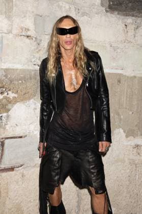 Tyrone Dylan at the arrivals of the VETEMENTS Womens Collection Prêt à Porter Printemps Eté 2026 show during the Paris Fashion Week PFW , at 22 Avenue des Champs Élysées in Paris, France, on October 03, 2025 Jeremy Melloul Bestimage Arrivals VETEMENTS fashion show as part of Spring Summer 2026 Paris Fashion Week on October 03, 2025 in Paris France Paris France  Copyright: xJeremyxMelloulx xBestimagexJeremyxMelloulx xBestimagex