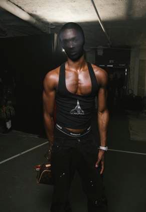 Guest on the Front Row of the VETEMENTS Collection Femme Prêt à Porter Printemps Eté 2026 show at Paris Fashion Week PFW , 22 Avenue des Champs Élysées in Paris, France, October 03, 2025 Sam Delpech Bestimage Front Row VETEMENTS fashion show as part of Spring Summer 2026 Paris Fashion Week on October 03, 2025 in Paris, France Paris France  Copyright: xSamxDelpechx xBestimagexSamxDelpechx xBestimagex
