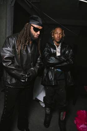 Ty Dolla Sign et Rich the Kid au Front Row du défilé VETEMENTS Collection Femme Prêt à Porter Printemps Eté 2026 lors de la Fashion Week de Paris PFW , au 22 Avenue des Champs Élysées à Paris, France, le 3 octobre 2025 Sam Delpech Bestimage Front Row VETEMENTS fashion show as part of Spring Summer 2026 Paris Fashion Week on October 03, 2025 in Paris France Paris France  Copyright: xSamxDelpechx xBestimagexSamxDelpechx xBestimagex