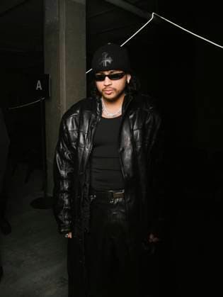 Guest on the Front Row of the VETEMENTS Collection Femme Prêt à Porter Printemps Eté 2026 show at Paris Fashion Week PFW , 22 Avenue des Champs Élysées in Paris, France, October 03, 2025 Sam Delpech Bestimage Front Row VETEMENTS fashion show as part of Spring Summer 2026 Paris Fashion Week on October 03, 2025 in Paris, France Paris France  Copyright: xSamxDelpechx xBestimagexSamxDelpechx xBestimagex